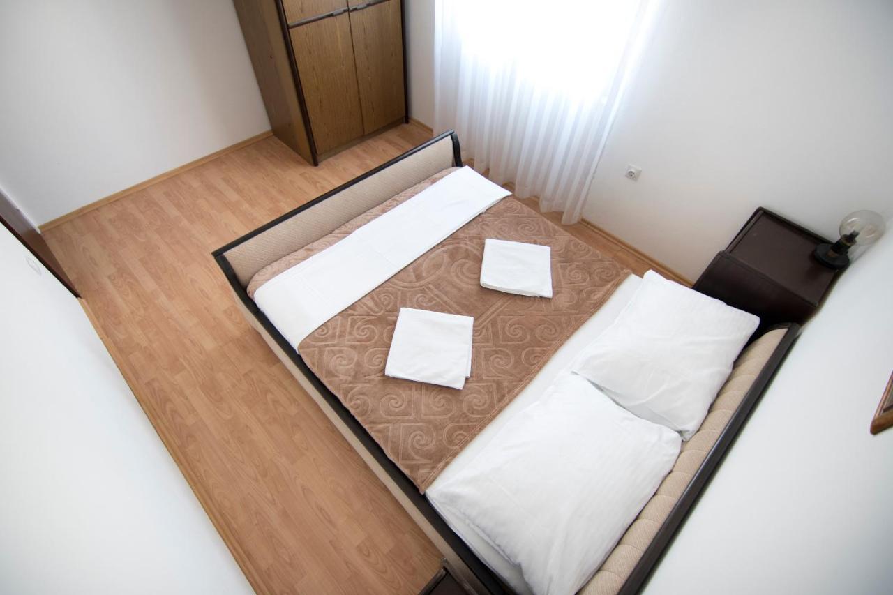 Apartmani Juric Вир Экстерьер фото